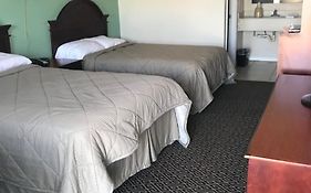 Lakeside Inn